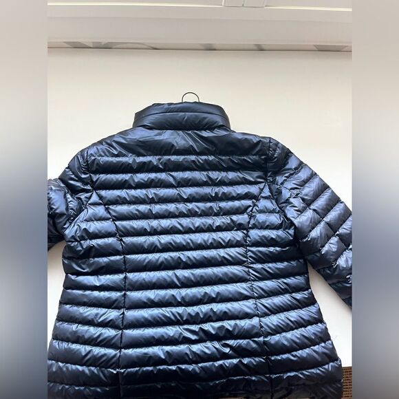 Navy Kate Spade Puffer Jacket with hidden hood Size L - Picture 8 of 10